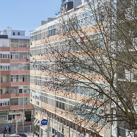 Spacious Near & Train, By Timecooler